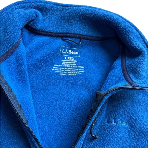 L.L. Bean men’s size large multi pocket front zip fleece sweatshirt. - Picture 2 of 9